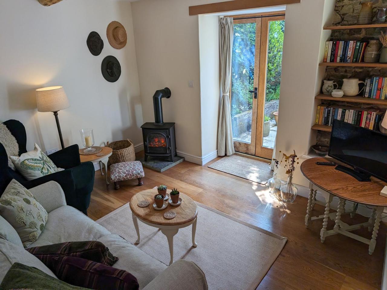 Holiday home Raleigh - Thatched One Bedroom